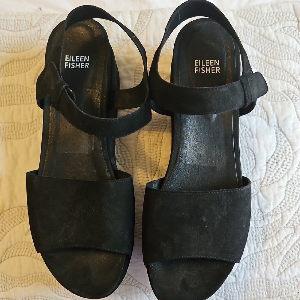 Eileen Fisher Black Suede Sandals NEVER WORN
